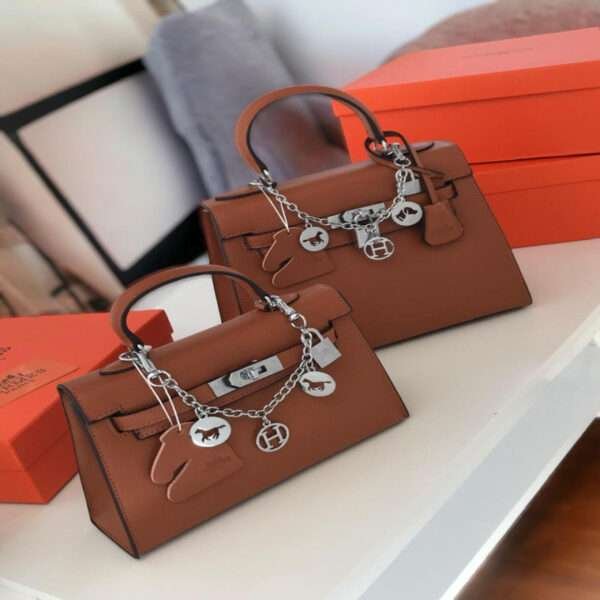 ⁦شنطة نسائية انيقة من ماركة هرمس Hermes⁩ - الصورة ⁦2⁩