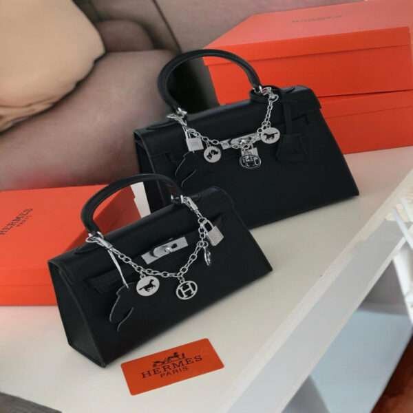 ⁦شنطة نسائية انيقة من ماركة هرمس Hermes⁩ - الصورة ⁦2⁩