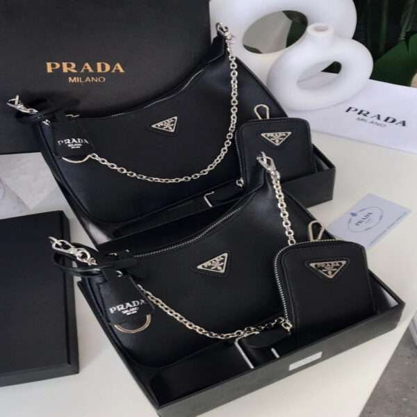 ⁦شنطة نسائية انيقة من ماركة برادا PRADA⁩ - الصورة ⁦2⁩