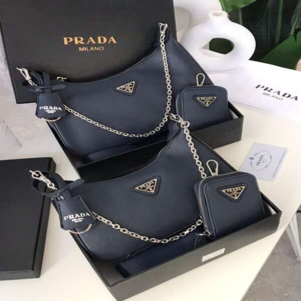 ⁦شنطة نسائية انيقة من ماركة برادا PRADA⁩ - الصورة ⁦2⁩